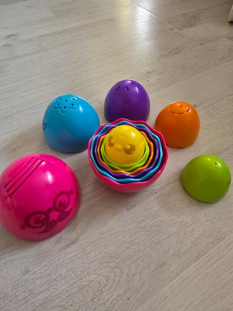 Detská hračka hide & squeak, 