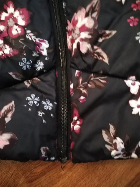 2 kusy kvetinových vetroviek-uz len 1 kus, takko,158