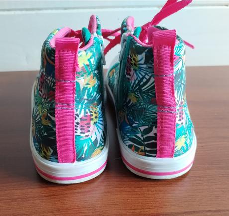 Tenisky, coccodrillo,32