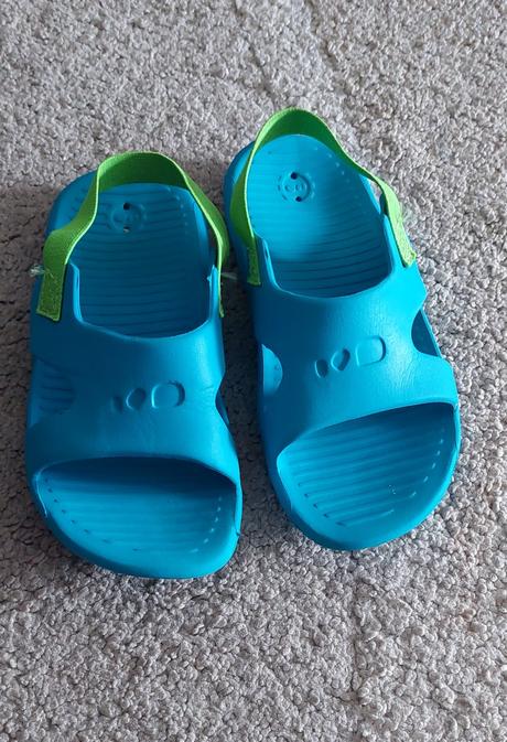 Topanky (sandalky) do vody, nabaiji,25