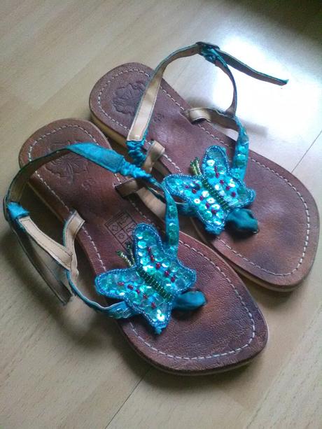 Sandálky s motýlikom, 32