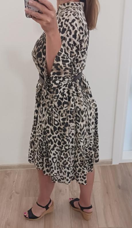 Dámske šaty veľkosť m, m