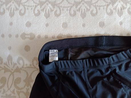 Dámske 3/4 cyklistické nohavice zn.axon nippon d, 40