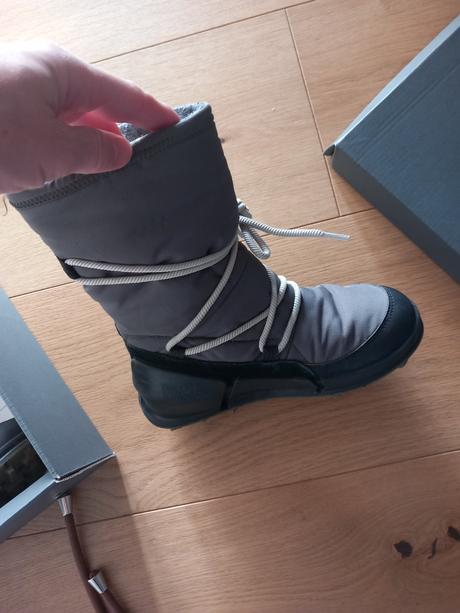 Snehule ecco 29, ecco,29