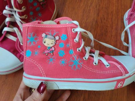 Členkové tenisky, 34