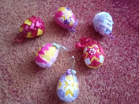 Vajíčka 6ks spolu,