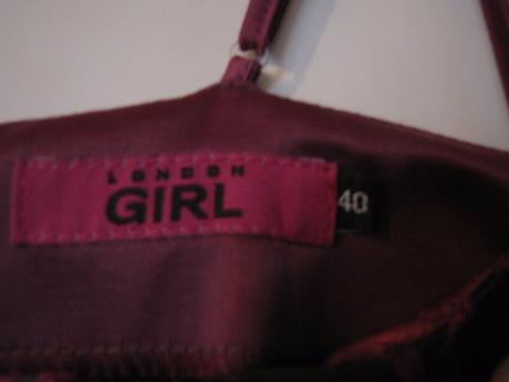 Fialove satenove saty, 40