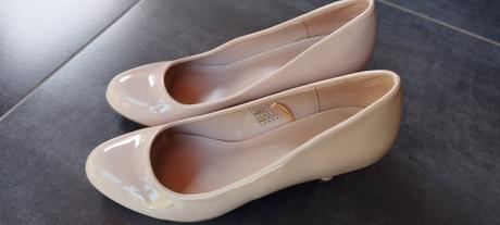 Béžové lodičky, 37