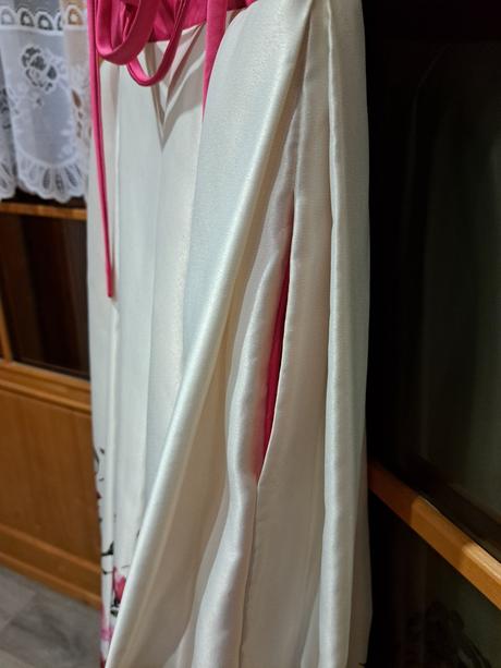 Spoločenské šaty s-m, m