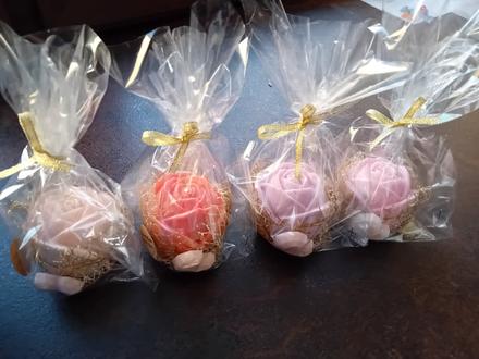 Veľká mydlová ruža v celofáne, 