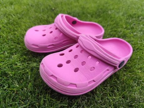Crocsy, 28