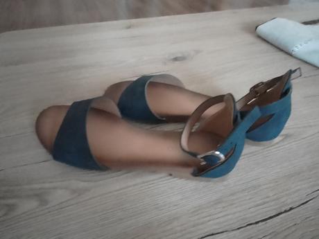 Sandálky, deichmann,36