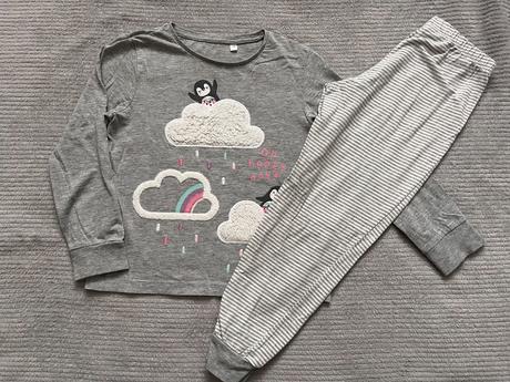 Pyžamo, c&a,122