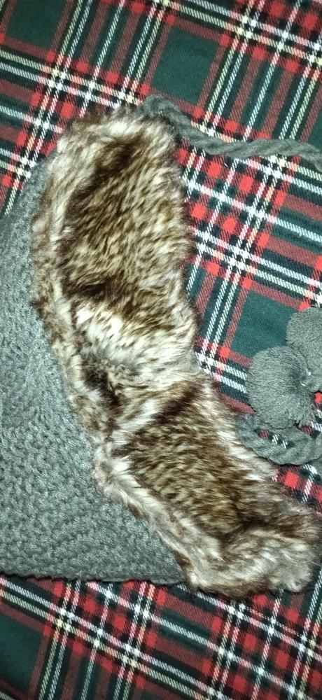 Teplá čiapka s kožušinou uni,