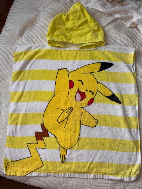 Plážový uterák pokemon pikachu reserved, 