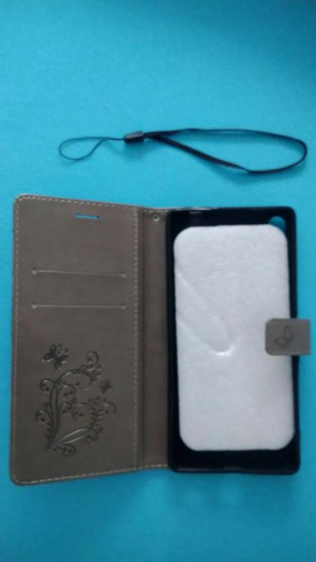 Kožený šedý obal na mobil s motýlikmi, sony