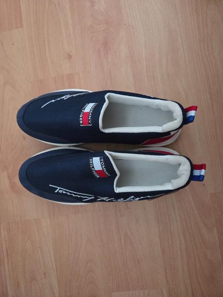 Športové tenisky, tommy hilfiger,41