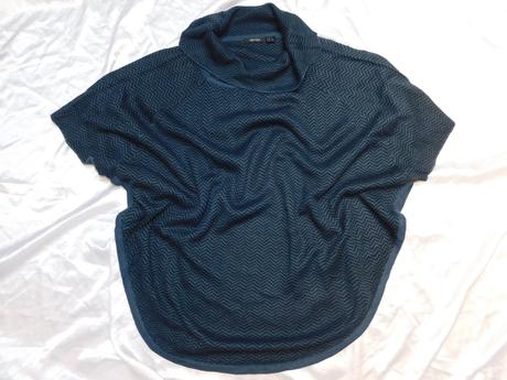 Velmi pekne pončo, esmara,52 / 54