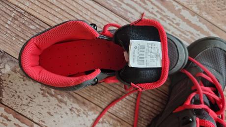 Topanky na horskú turistiku, quechua,36