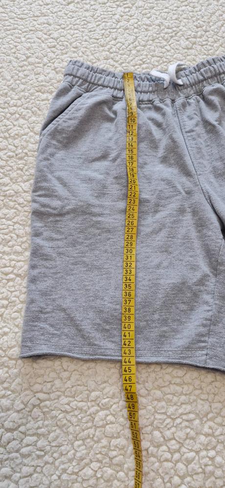 Teplákove šortky, bonprix,170