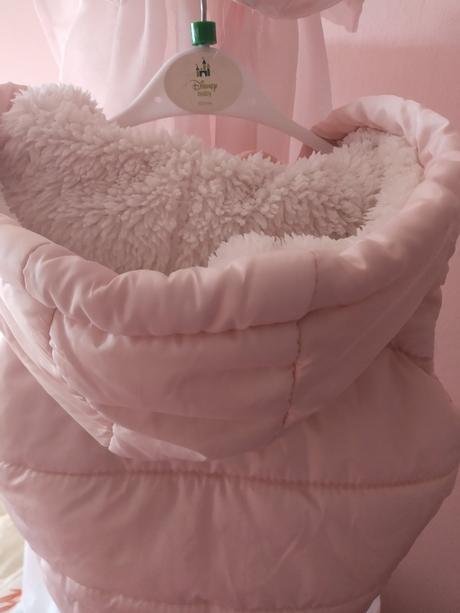 Predám detskú vestičku, 92