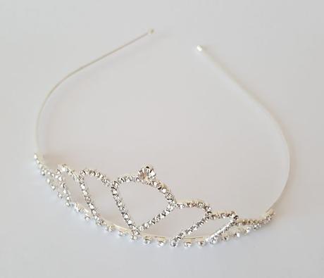 Štrasová korunka, <50