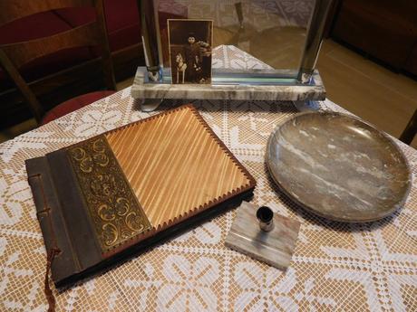 Mramor misa-mramor držiak na pero-semerak-1898r,