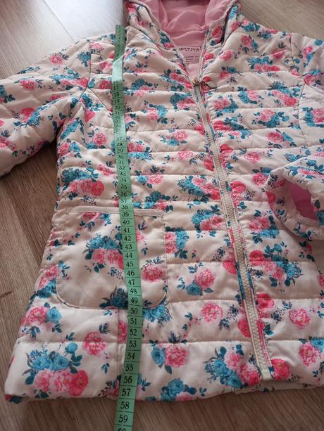 Pekná kvietkovaná bunda, terranova,152