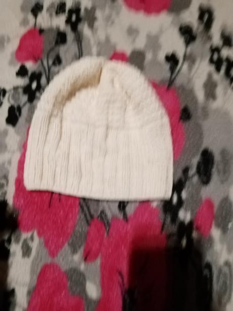 Dievčenské čiapky, 56