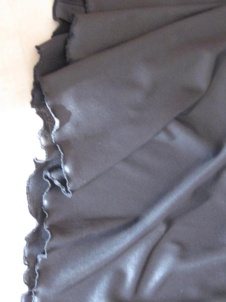 Slávnostnejšie šaty, 40