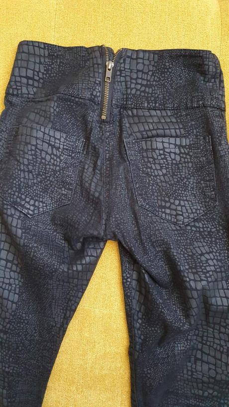 Elasticke nohavice, 140