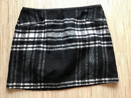 Krasna tepla sukňa s koženkou, new look,40