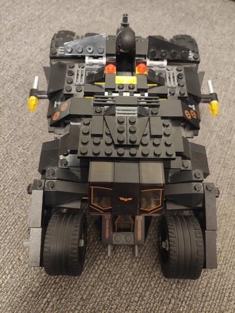 Lego batmobil, 