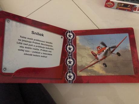 Puzzle knižka lietadlá disney, 