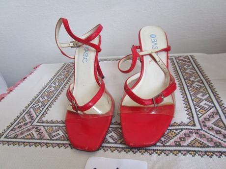 2273. sandále červené, 36