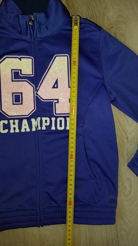 Mikina, champion,116