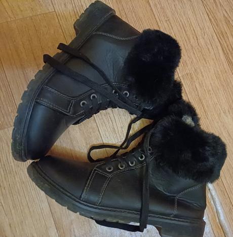 Damske zimné čižmy s kozusinkou 41, 41