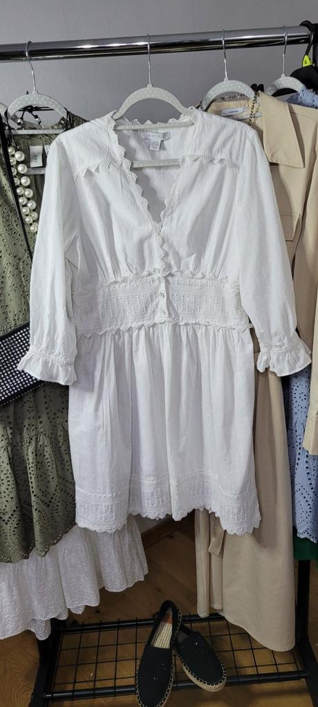 Šaty amisu, amisu,l