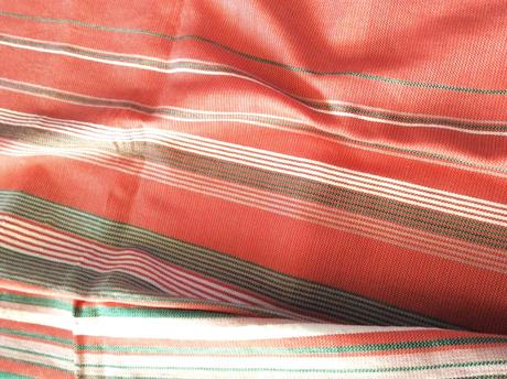 Naturálny prehoz/podložka na opaľovanie, 