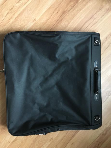 Obal - puzdro na oblecenie, 