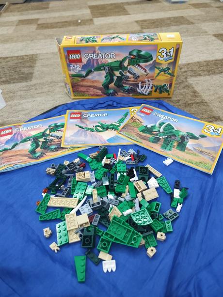 Lego creator 3v1 zelený dinosaurus, 