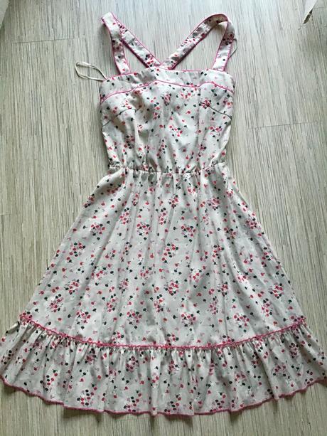 Krasne šaty /80a, 38 / m