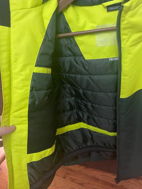 Lyziarska bunda 4f, 158