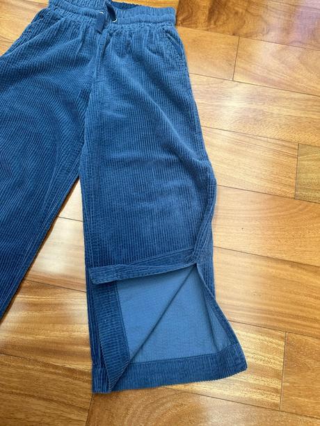 Zara menčestrové tenké nohavice, zara,134