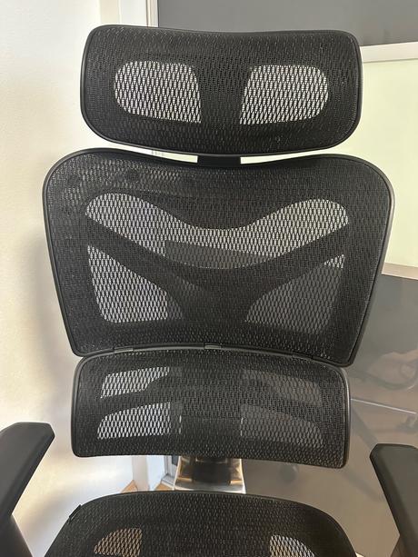 Ergonomická kancelárska stolička mosh airflow 702,
