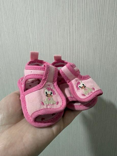 Dievčenské papuče, kik,<17