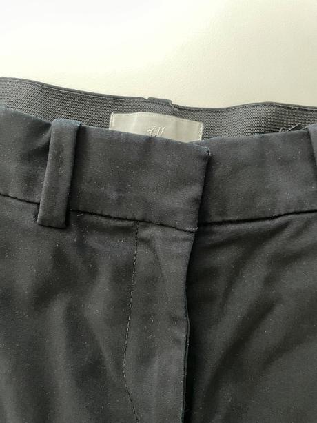 Elegantné cigaretové nohavice s pukmi do práce, h&m,32