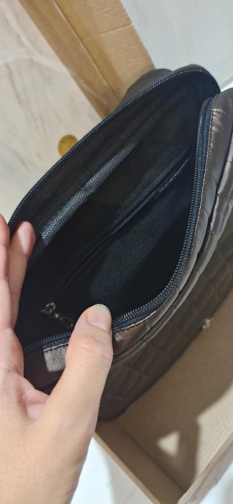 Crossbody,