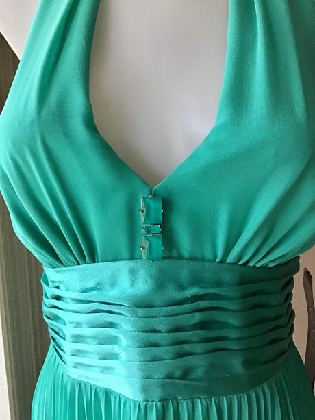 Krasne šaty vera mont, 40