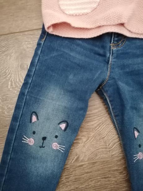 Rifle a svetrik, f&f,80